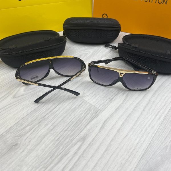 Louis Vuitton Sunglass with Monogram Gold Bar