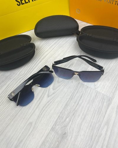 Louis Vuitton Sunglasses with Logo Louis Vuitton Sunglasses with Logo