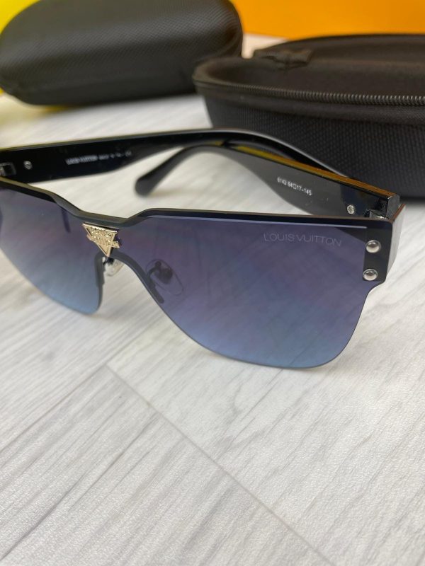 Louis Vuitton Sunglasses with Logo Louis Vuitton Sunglasses with Logo