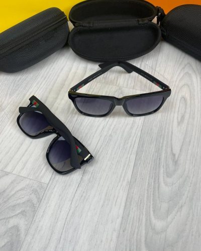 Gucci Rectangular Frame Pink Eyewear