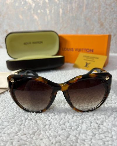 Louis Vuitton Classy Brown Frame Eyewear