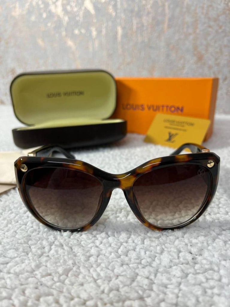 Louis Vuitton Classy Brown Frame Eyewear
