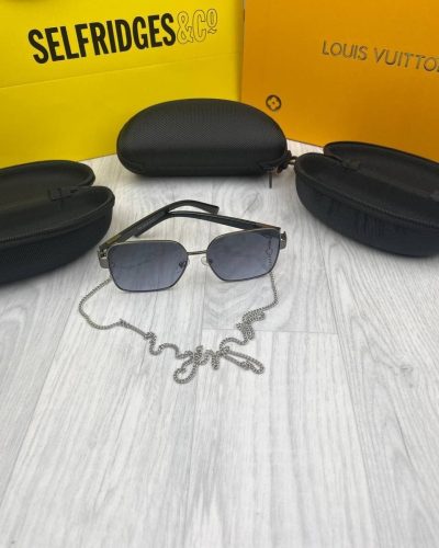 Marc Jacobs Black sunglasses