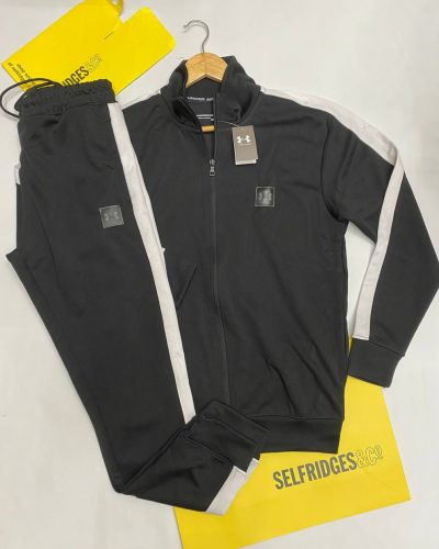 Under Armour Zipper Tracksuit in black Color