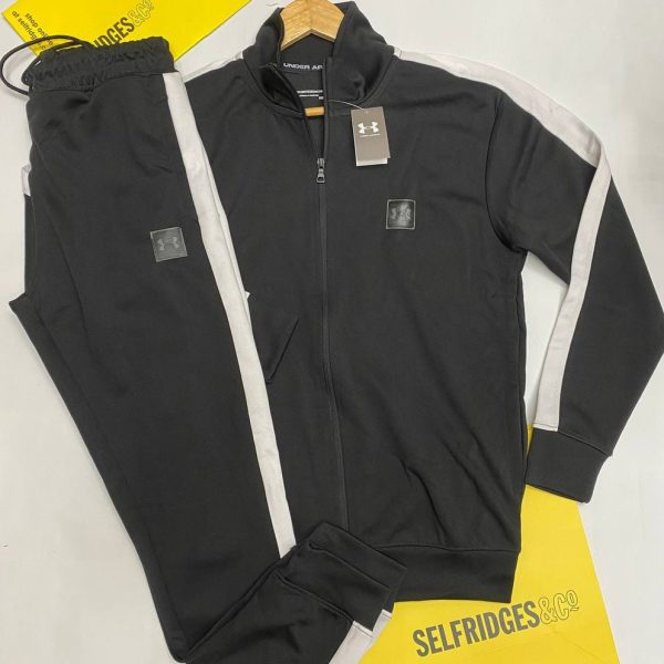 Under Armour Zipper Tracksuit in black Color