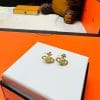 Delicate Stone Earing gold