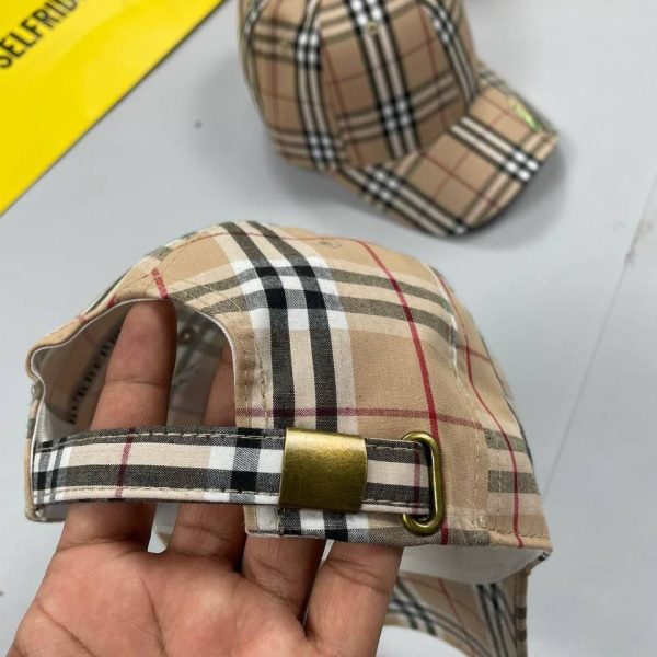 Burberry Vintage Check Cap