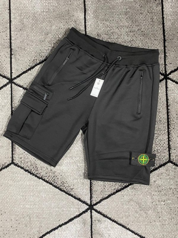 Moncler Zippers Shorts in black Moncler Zippers Shorts in black