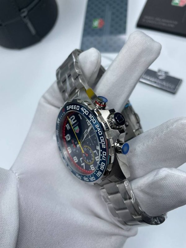 Tag Heuer luxury Style Watches Comes with Box and Paper Work in 3 different colors Tag Heuer luxury Style Watches Comes with Box and Paper Work in 3 different colors