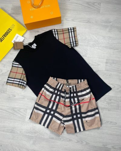 Burberry Vintage Check T-shirts and Shorts set in Black T-Shirt