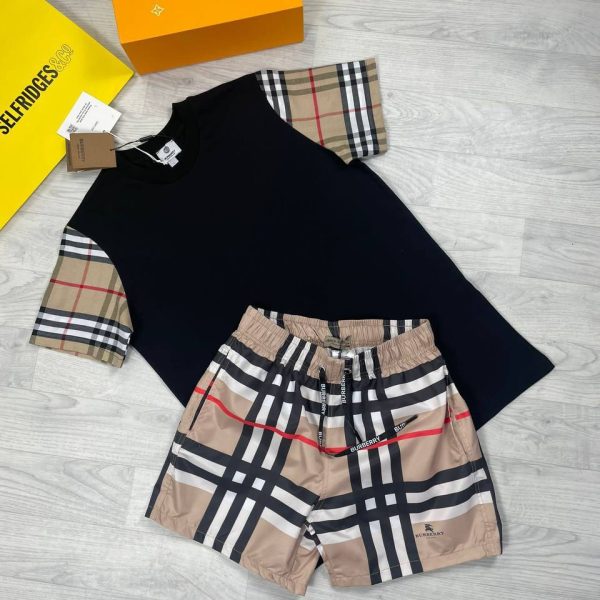 Burberry Vintage Check T-shirts and Shorts set in Black T-Shirt