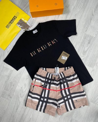 Burberry T-shirts with Vintage Shorts in Black Colour