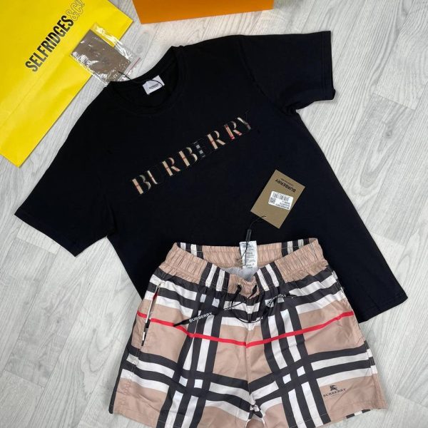 Burberry T-shirts with Vintage Shorts in Black Colour