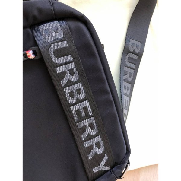 Burberry Crossbody Bag Comes with Dust Bag Burberry Crossbody Bag Comes with Dust Bag
