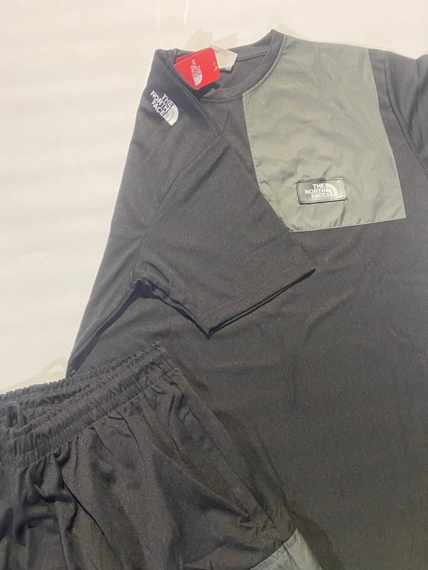 The North Face T-shirts and Shorts Set in 3 colors The North Face T-shirts and Shorts Set in 3 colors