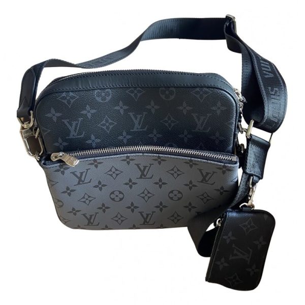 Louis Vuitton Trio Messenger Leather Black Bag Comes with Box Louis Vuitton Trio Messenger Leather Black Bag Comes with Box