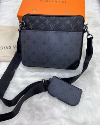 Louis Vuitton Men LV Trio Triple Crossbody Messenger Leather Pouch Bag In Black Color