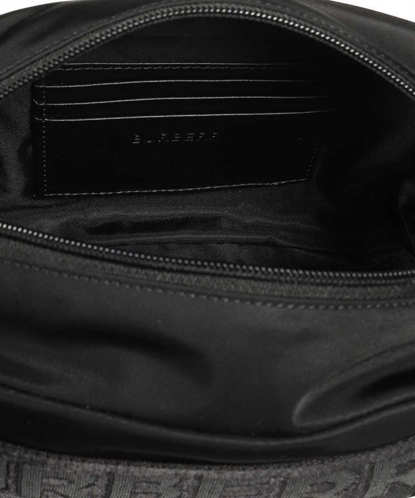 Burberry London England Bag with Dustbag in multiple Design Burberry London England Bag with Dustbag in multiple Design