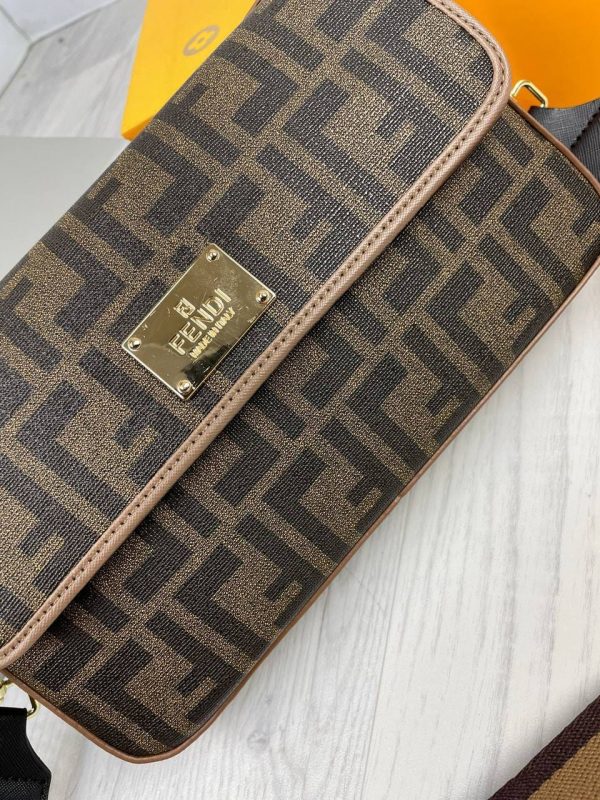 Fendi Mini Handbag in 2 colors Fendi Mini Handbag in 2 colors