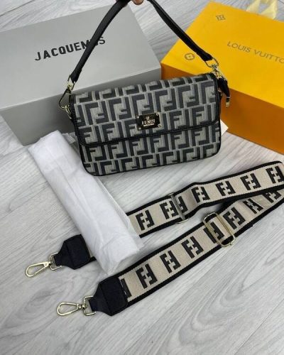 Replica Fendi FF Baguette Bag Nappa Leather Mini Handbag in Classic Black