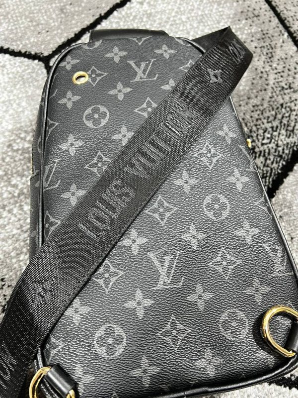 Louis Vuitton Bag in Black Louis Vuitton Bag in Black
