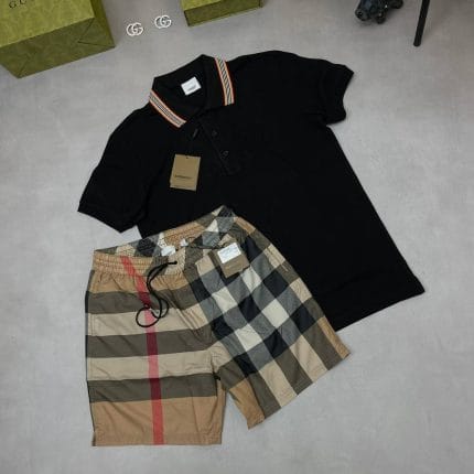 Burberry Stripe Collar Polo Shirts and Shorts Set in Black Colour