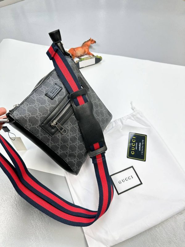 Gucci GG Messenger Cross Body Side Bum Belt Bag Men Gucci GG Messenger Cross Body Side Bum Belt Bag Men