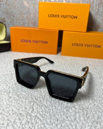 Louis Vuitton Square Frame Black Sunglasses Louis Vuitton Square Frame Black Sunglasses