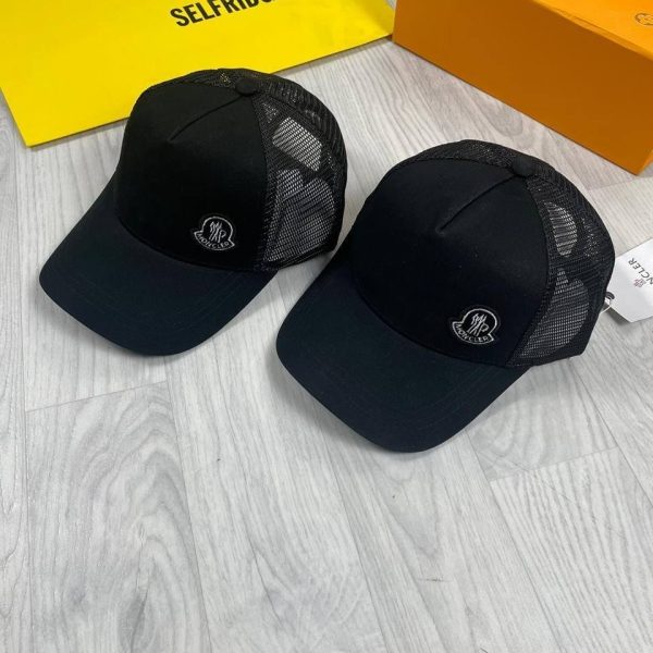 Moncler Breathable Black Cap