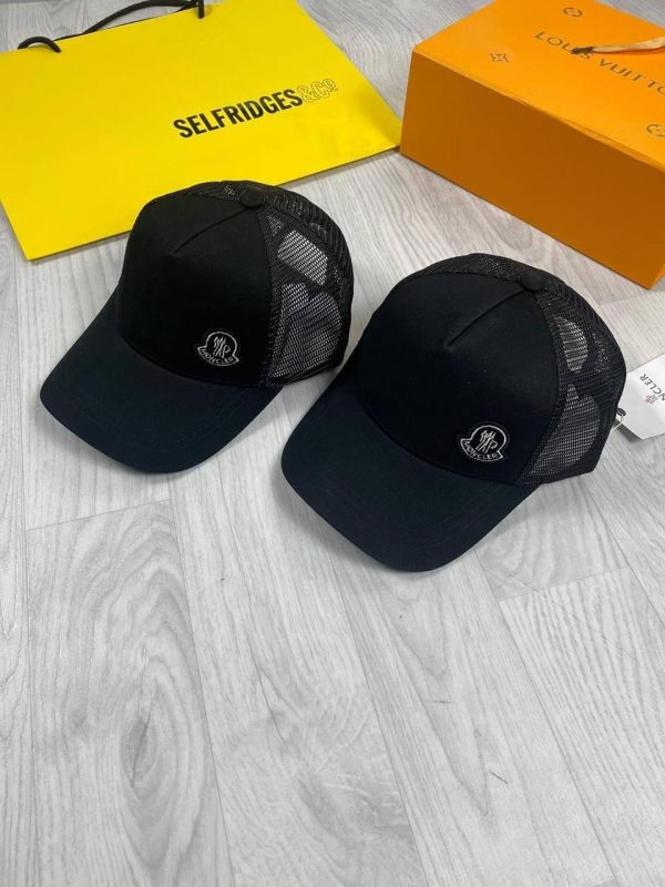 Moncler Breathable Black Cap