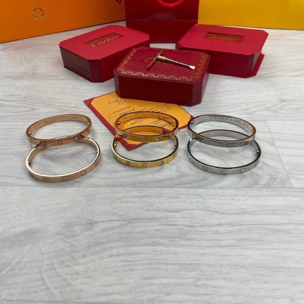 Trendy Stylish Bracelet in 3 Colors