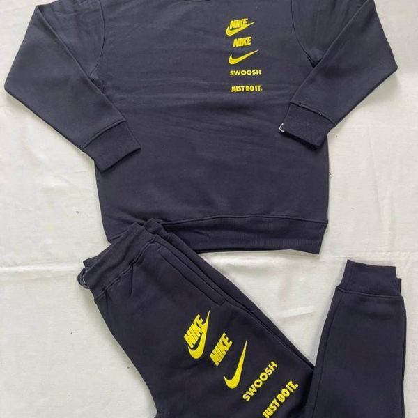 Nike Tracksuit in navy blue color