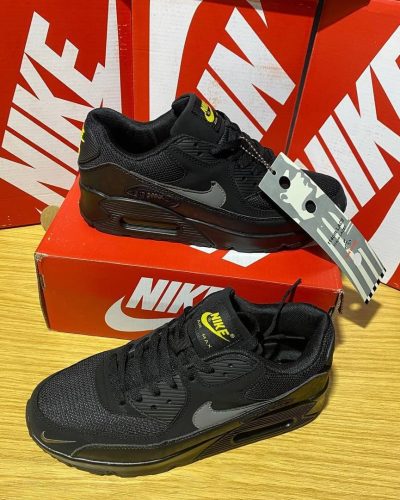 Nike Air Max Black Yellow Sneakers