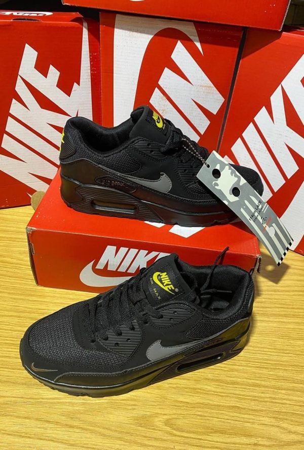 Nike Air Max Black Yellow Sneakers