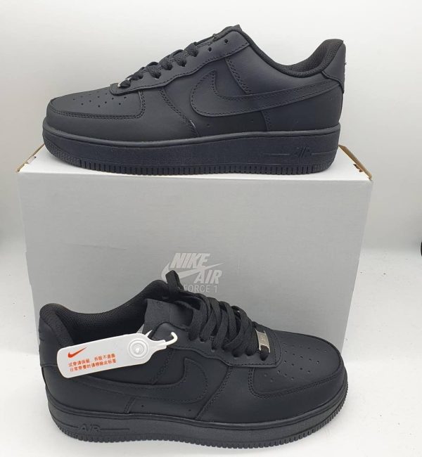 Nike Air Force 1 Black Sneakers
