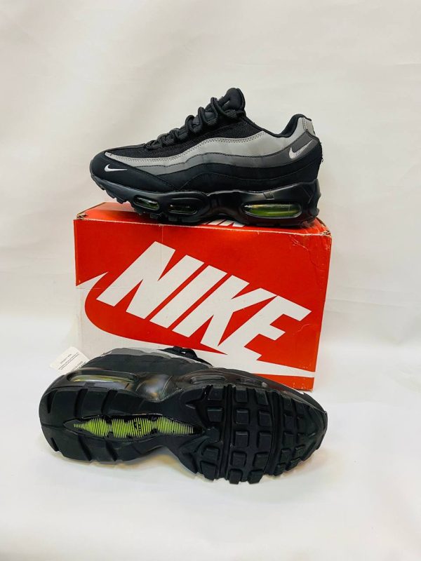 Nike Air Max 95/110 Black Green Sneakers