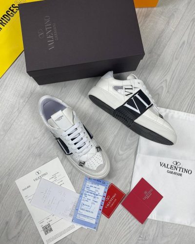 Valentino VLTN Trainer White Comes with Box and Full Packaging Valentino VLTN Trainer White Comes with Box and Full Packaging