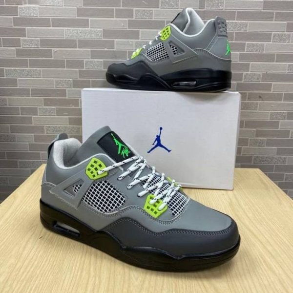 Nike Air JORDAN 4s Black Grey Trainers