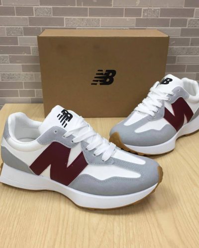 NEW BALANCE Burgundy Shoe Coms with Full Packaging
