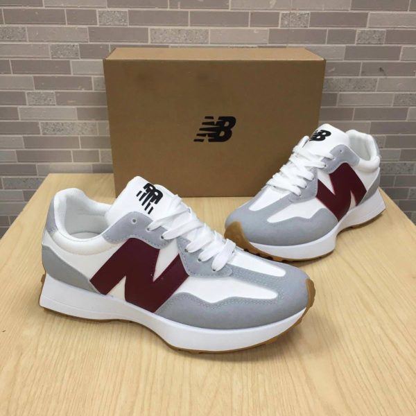 NEW BALANCE Burgundy Shoe Coms with Full Packaging