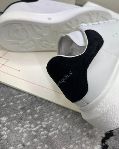 ALEXANDER MCQUEEN Leather white sneakers ALEXANDER MCQUEEN Leather white sneakers