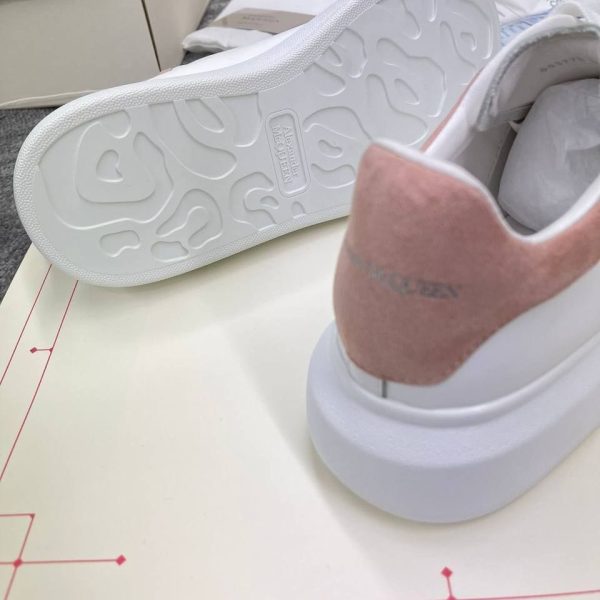 ALEXANDER MCQUEEN White & Pink leather sneakers
