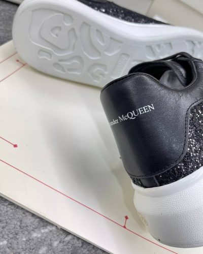 ALEXANDER MCQUEEN Leather-trimmed glitter sneakers ALEXANDER MCQUEEN Leather-trimmed glitter sneakers