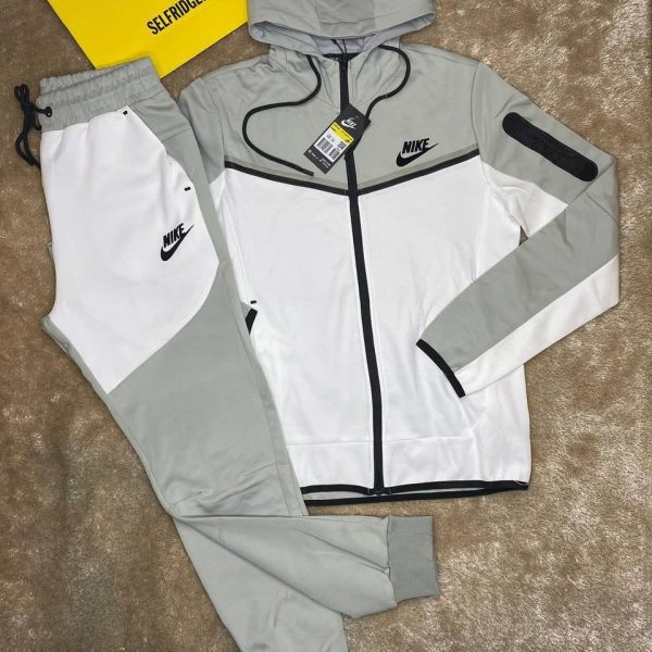 Nike Tech Fleece Tracksuit for Men Grey/White
