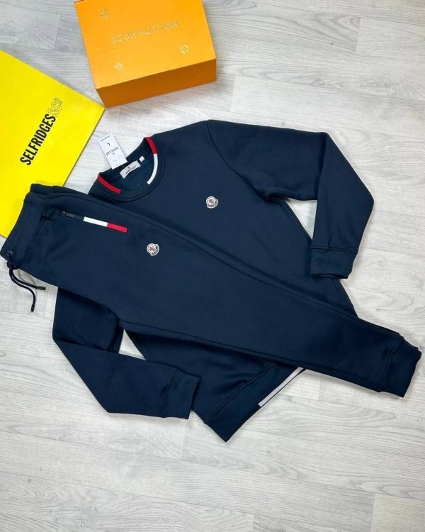 Moncler Men Women Replica Full Tracksuits Knitted Long Sleeves in blue color
