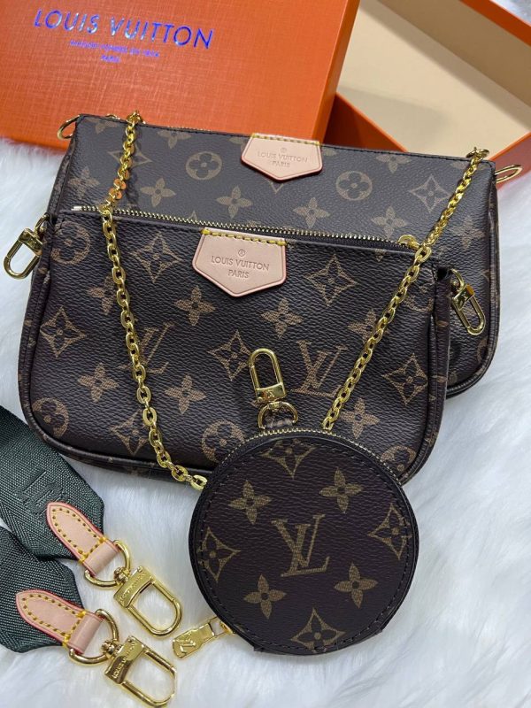 Full Set Display of Women's Triple Pochette Bag – Includes All Components and Strap Full Set Display of Women's Triple Pochette Bag – Includes All Components and Strap