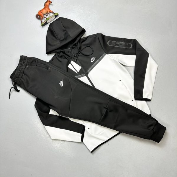 Nike Men Women Tech Fleece Tracksuits Black White Sale UK