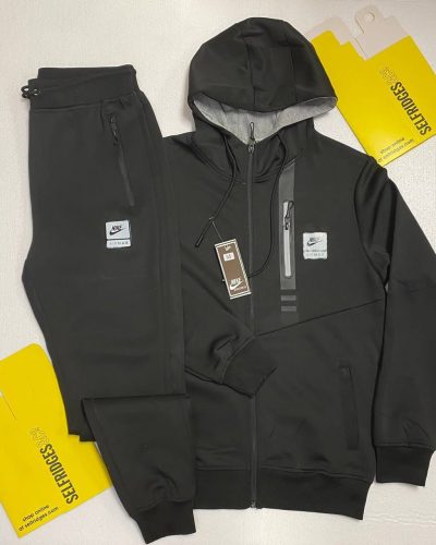 Nike Airmax Tracksuit in black color