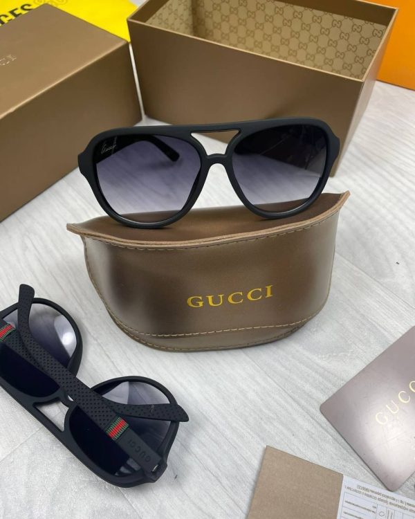 Square Sunglasses Black