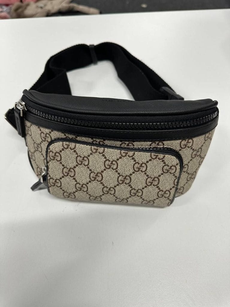 Belt Bag With Interlocking